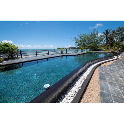 Duplex SKYLINE, 3 bedroom en suite, Beachfront