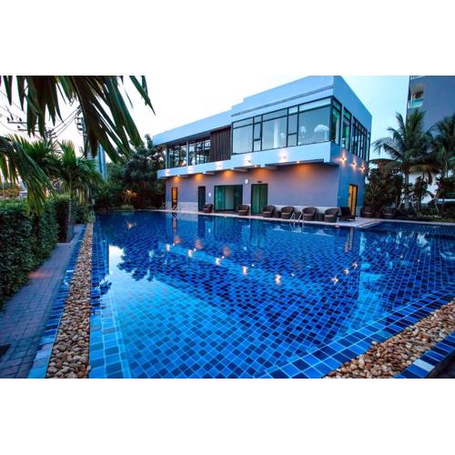 Dusit Grand Condo View by Dookdik