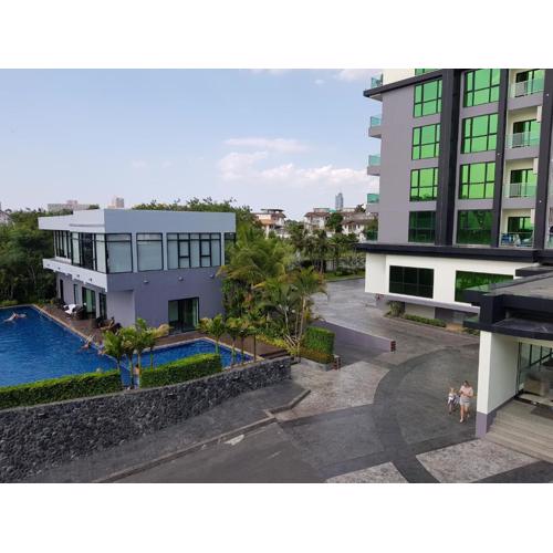 Dusit Grand condo View