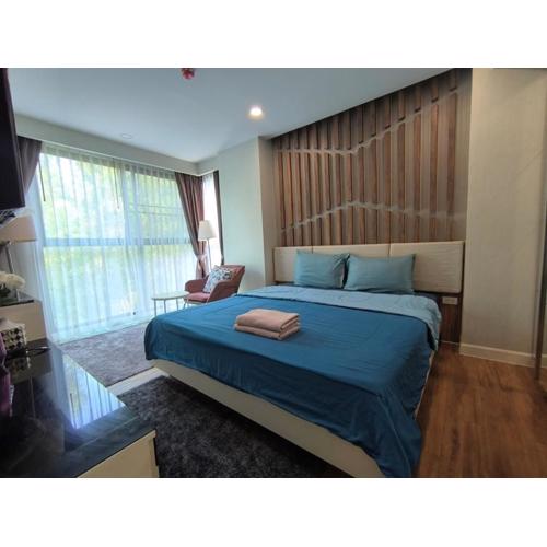 Dusit Grand Park 1, 2-Bedroom apartment with Forest View