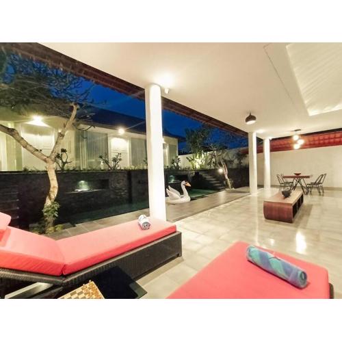 Dzawani Villa Ungasan