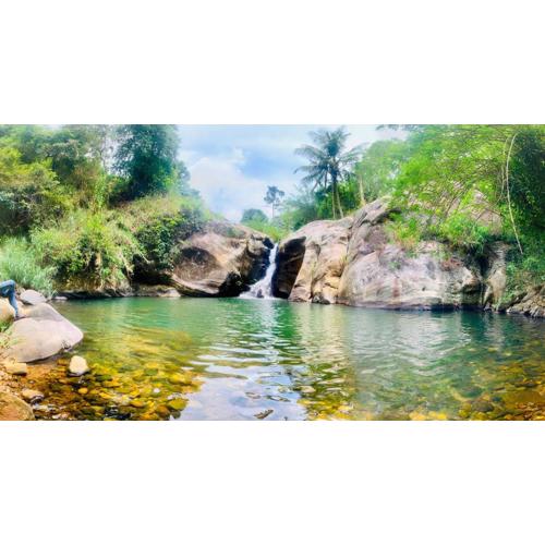 e34 Café, Restaurant & Hotel Koslanda Hideaway with a Private Natural Pool