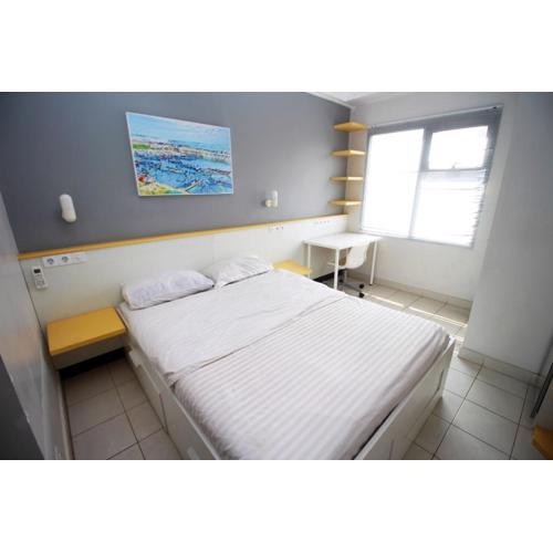 Easton Park Residence by Mustika