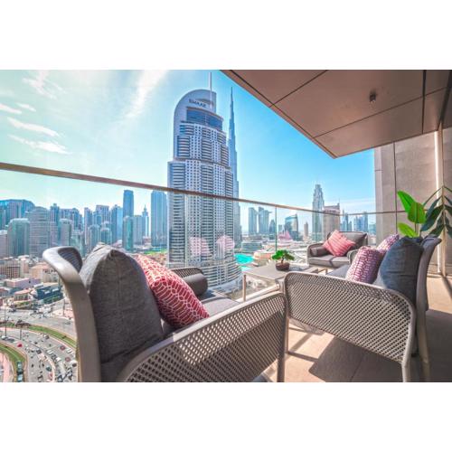 EasyGo - Upgraded 2BDR in BLVD Point with Burj Khalifa View