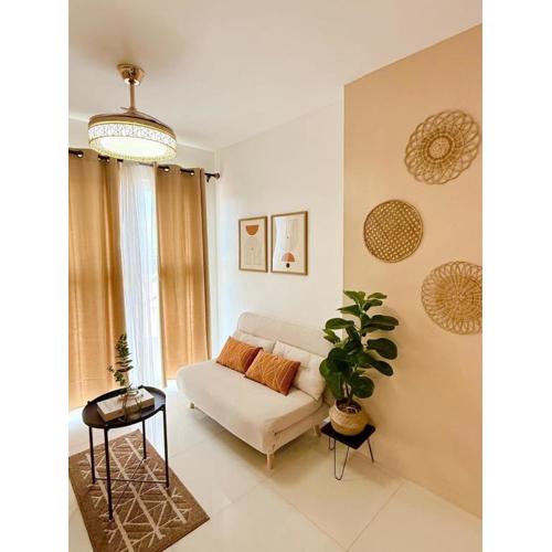 Eclectic Haven at Bamboo Bay Cebu - Cozy 1Bedroom and Studio near SM City , IT Park and Ayala Mall - NO PARKING