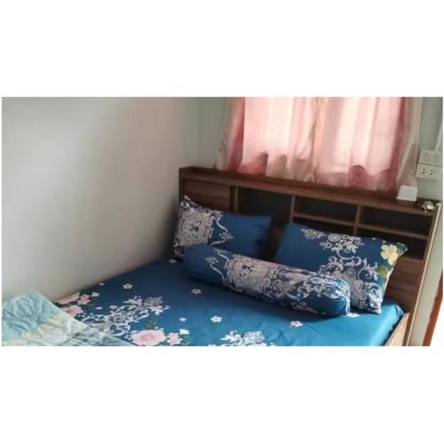 Economy double room with fan only and external bathroom facilities