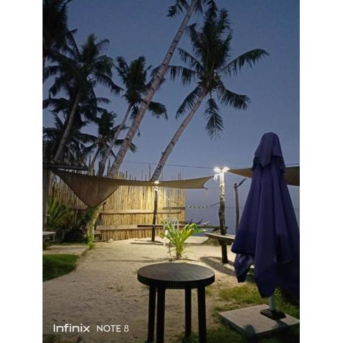 Eddie`s Beach Resort Siargao