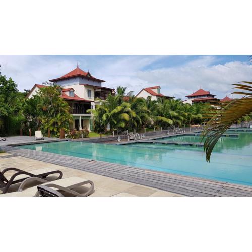 Eden Island Luxury Apartment - White Sand