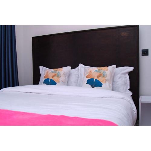 Edenville - Greenzone Apts