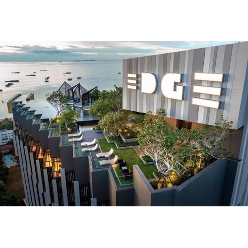 Edge Central Pattaya by Mickey