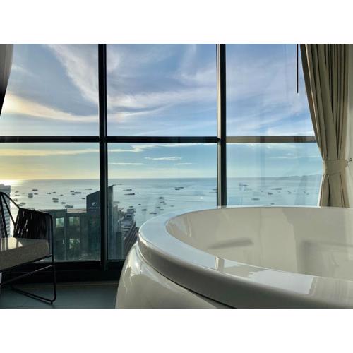 Edge Central PTY Luxury Front Seaview 2Bedroom