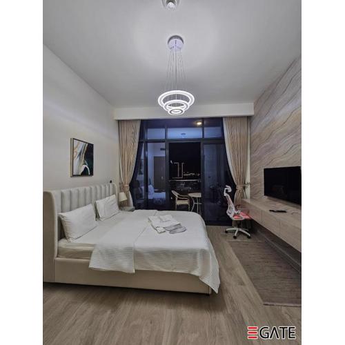 EGATE - Studio - 4th Floor - Balcony with a View - 20-423