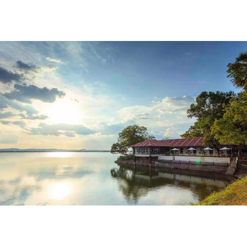 EKHO Lake House - From Colonial Bungalow to Royal Retreat