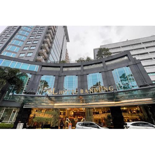 eL ROYALE by Farizi Rooms