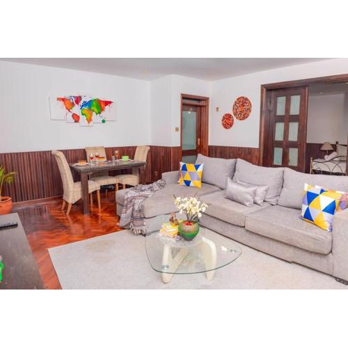 Elegant 1 BR near Westgate Mall