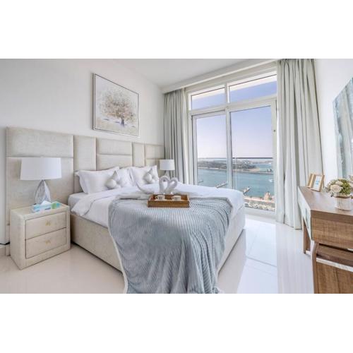 Elegant 1BR Apartment with Sea View and Free Beach Access
