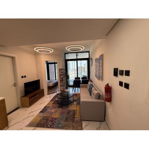 Elegant 1br Apt with balcony - Al Maryah Vista 1