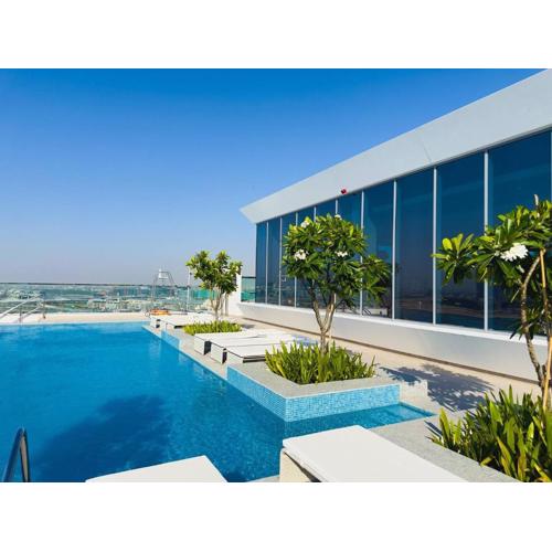 Elegant 2 Bed plus Maids in DT1 with Rooftop Pool