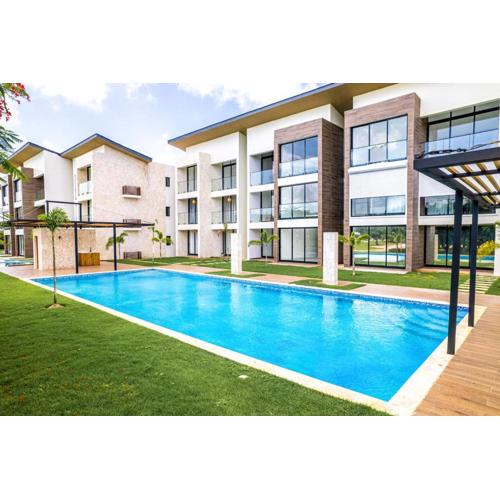 Elegant 2BD, Golf Course Views