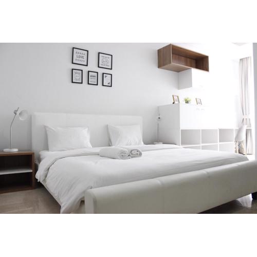 Elegant 2BR @ Dago Suites Apartment near ITB By Travelio