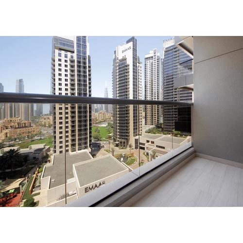 Elegant 2BR with City Views Downtown Dubai Living