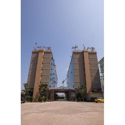 Elegant Airport Hotel