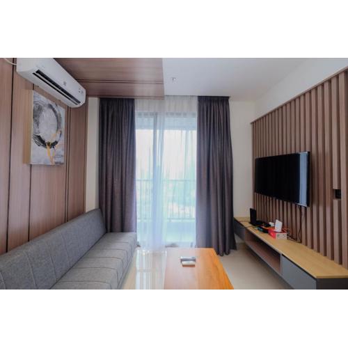 Elegant and Comfort 1BR at Ciputra World 2 Apartment By Travelio