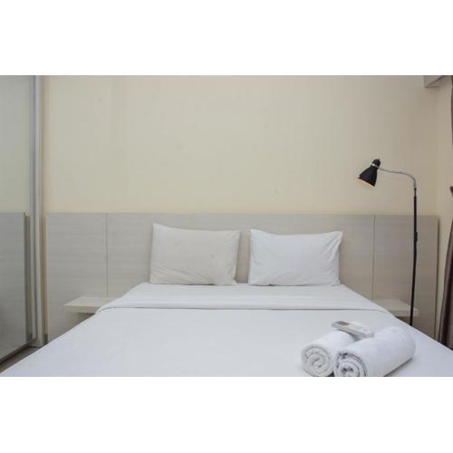 Elegant and Comfy Studio Kebayoran Icon Apartment By Travelio