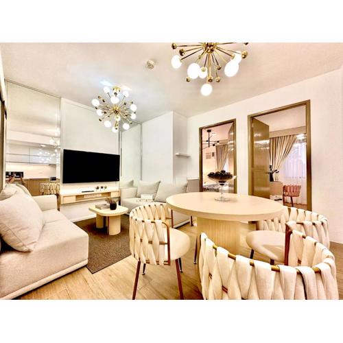 Elegant, and Family-Friendly 2BR in Pine Suites