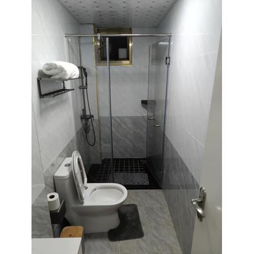 elegant beautifully furnished two bedroom apartment with unbeatable city scenic views and heated swimming pool and well equipped gym and ample parking space