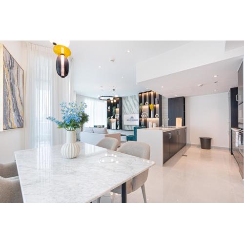 Elegant & Cozy 2BR Home in the Heart of Downtown