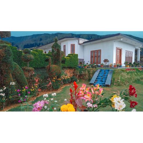 Elegant Holiday Home