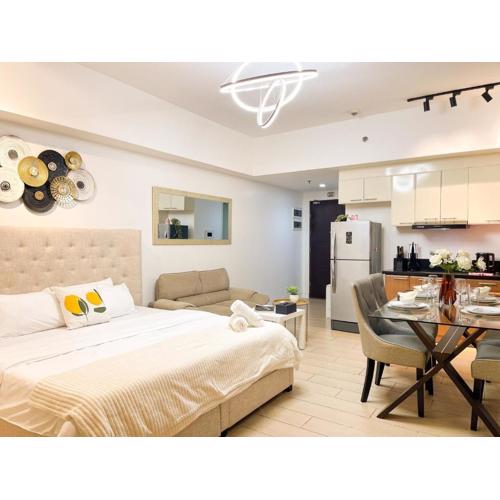 Elegant Venice Condo Mckinley Hill BGC #vlrtc5i