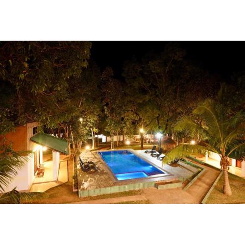 Elephant Bath Hotel