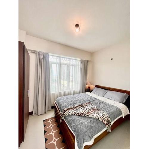 Elevated Staycation BGC Venice Grand Canal