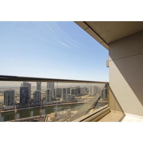 Elite Downtown Stay with Gym, Pool near Dubai Mall