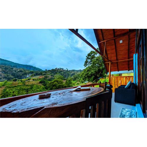 Ella Lovers View Cabins
