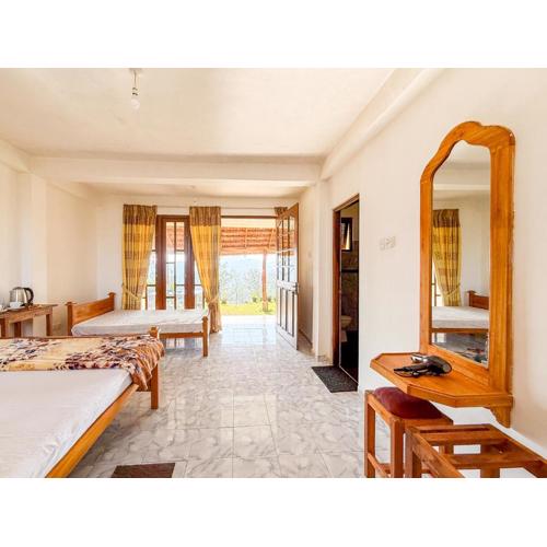 Ella Mountain Palace