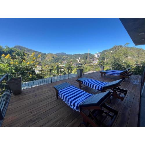 Ella Rawana Den Hotel