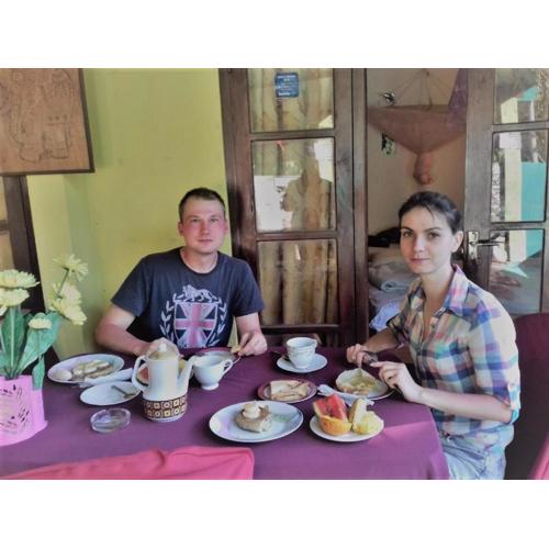 Ella Tunnel Corner Inn