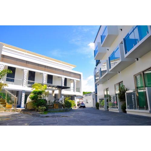 Eloisa Royal Suites