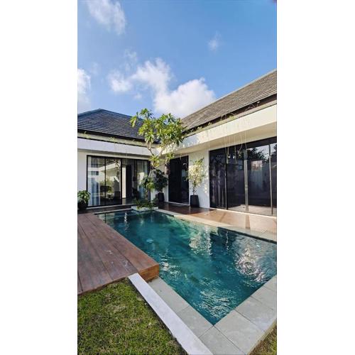 Elwan Villa Seminyak