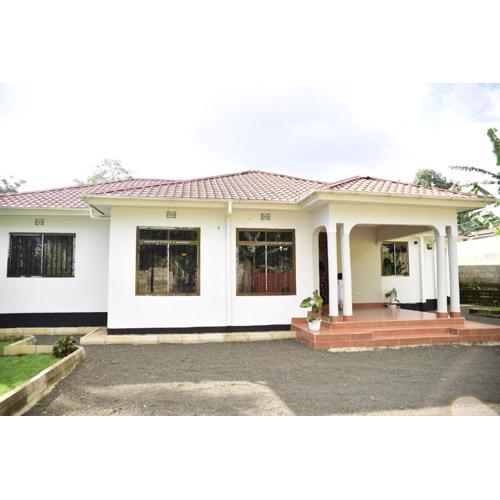 EMALI ARUSHA HOME
