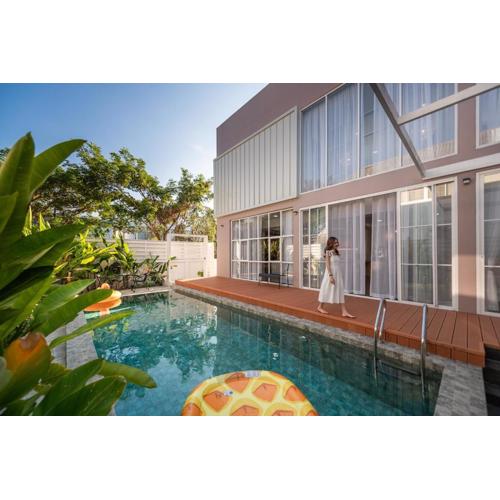 Emeralda Pool Villa 4BR , Free daily housekeeping