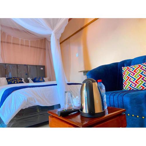 Emining Guest Suites