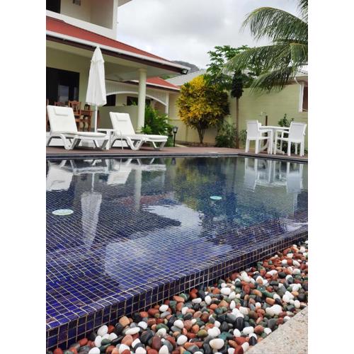 Emma's Guest House and Self-Catering