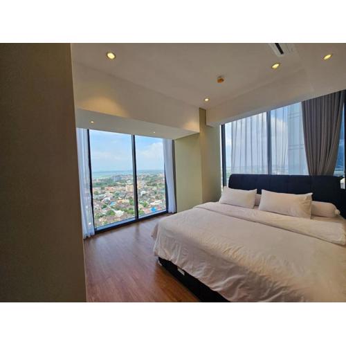 Emmaus Luxury 2 Br Apartment Seaview