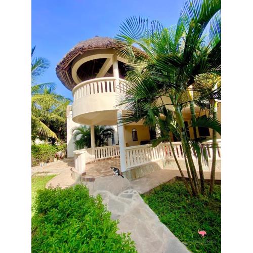 Enchanting 3bed Villa with Ac &pool