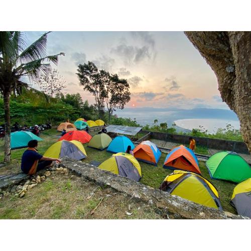 Enjoy Sunrise Pacitan Camping Ground