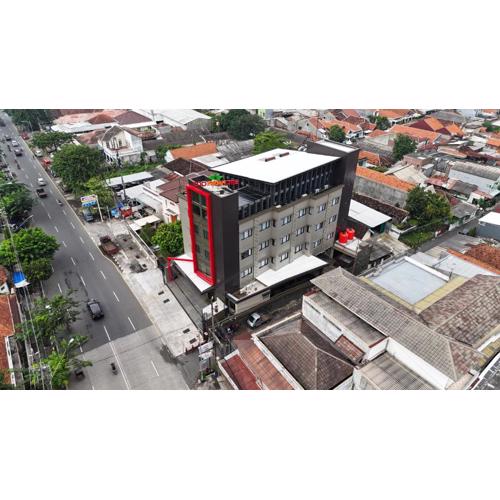 Eno Front One Hotel Semarang